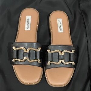 Steve Madden Black and Tan Buckle Slide Sandals